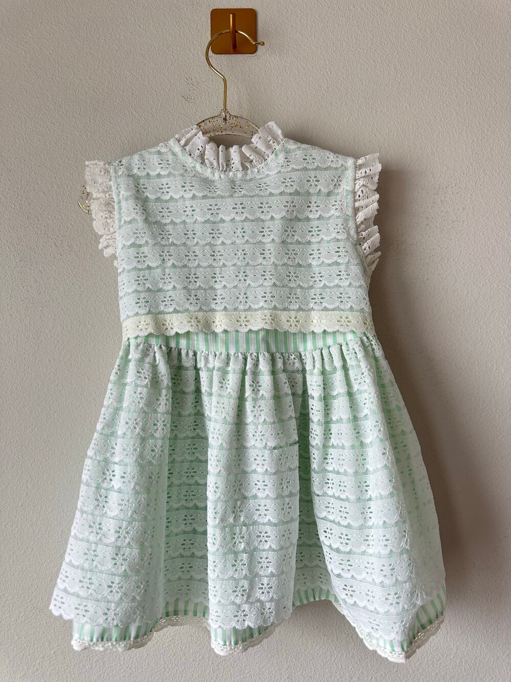Vintage Nannette Girls Mint Green White Lace Party Dress  Cottagecore 
Size 3T